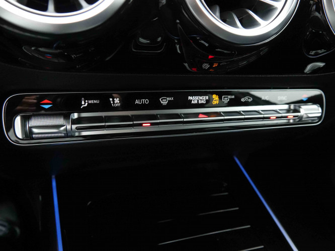 MERCEDES_MERCEDES_GLA_2654726_45.jpg