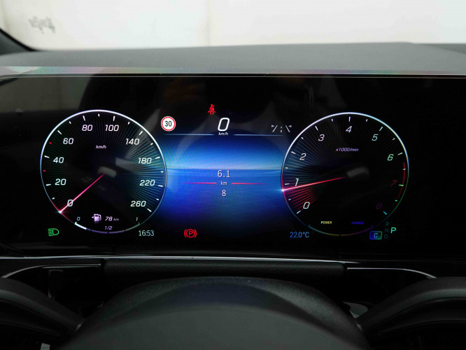 MERCEDES_MERCEDES_GLA_2654726_46.jpg