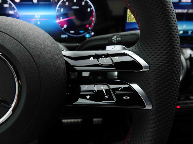 MERCEDES_MERCEDES_GLA_2654726_50.jpg
