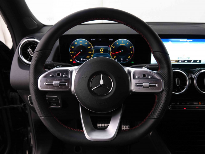 MERCEDES_MERCEDES_GLB_2548381_10.jpg