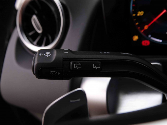 MERCEDES_MERCEDES_GLB_2548381_18.jpg
