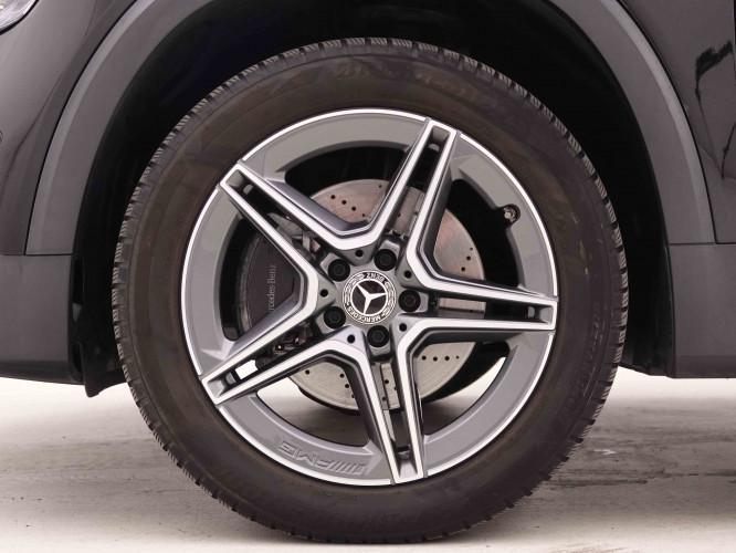 MERCEDES_MERCEDES_GLB_2548381_23.jpg