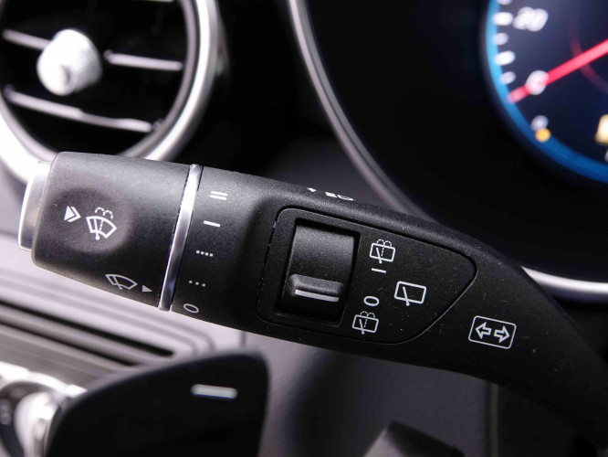 MERCEDES_MERCEDES_GLC_2548721_17.jpg