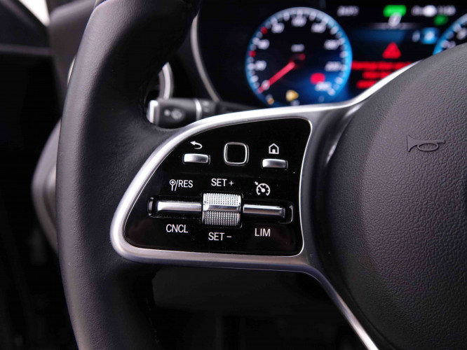 MERCEDES_MERCEDES_GLC_2548721_18.jpg
