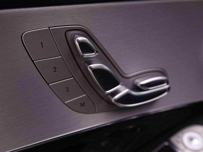 MERCEDES_MERCEDES_GLC_2548721_21.jpg