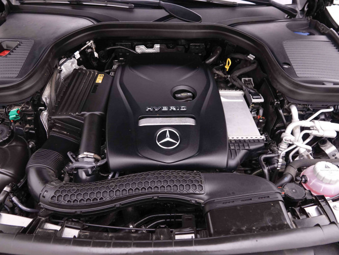 MERCEDES_MERCEDES_GLC_2548721_23.jpg