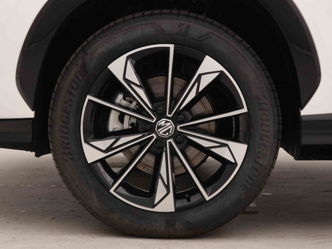 MG_MG_HS_2549234_21.jpg MG_MG_HS_2549234_21.jpg