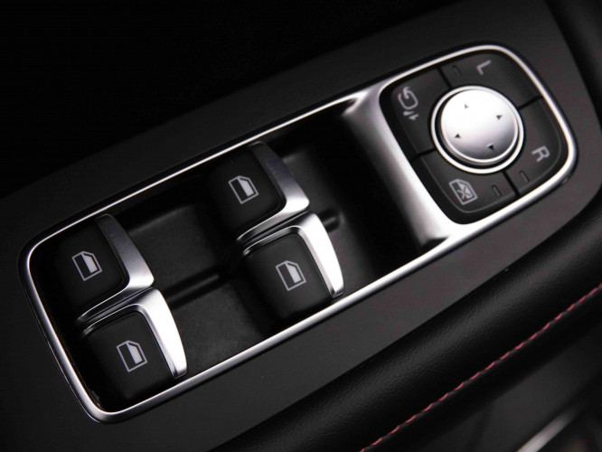 MG_MG_HS_2551573_21.jpg MG_MG_HS_2551573_21.jpg