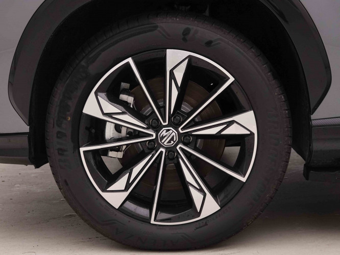 MG_MG_HS_2551733_22.jpg MG_MG_HS_2551733_22.jpg