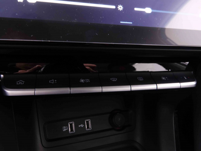 MG_MG_ZS_2652154_13.jpg MG_MG_ZS_2652154_13.jpg