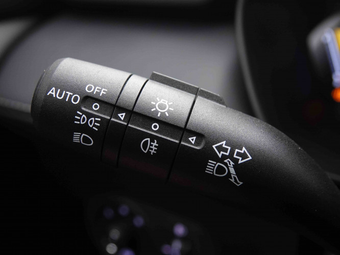 MG_MG_ZS_2652185_17.jpg MG_MG_ZS_2652185_17.jpg