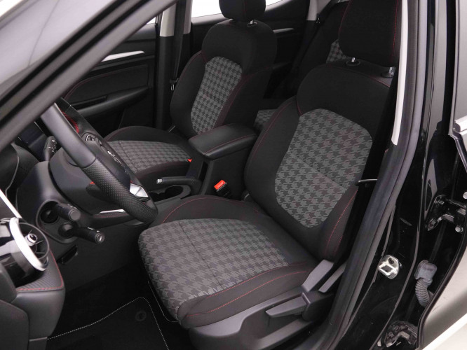 MG_MG_ZS_2652294_6.jpg MG_MG_ZS_2652294_6.jpg