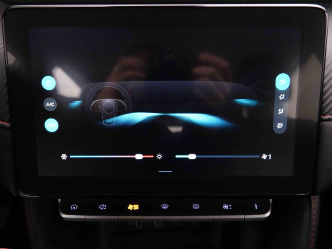 MG_MG_ZS_2652295_11.jpg MG_MG_ZS_2652295_11.jpg