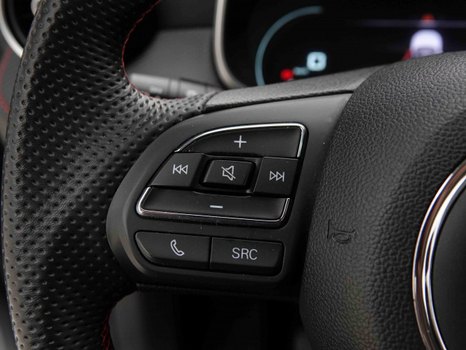 MG_MG_ZS_2654321_17.jpg MG_MG_ZS_2654321_17.jpg