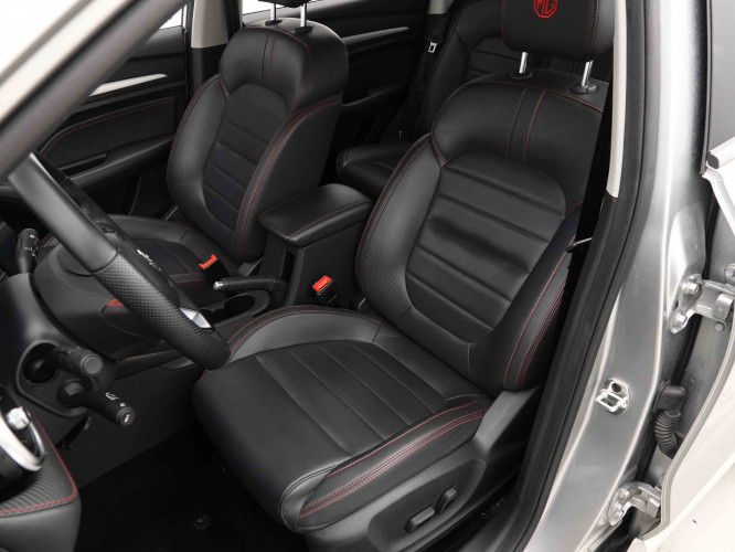 MG_MG_ZS_2654321_6.jpg MG_MG_ZS_2654321_6.jpg