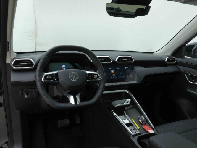 MG_MG_ZS_2654810_7.jpg