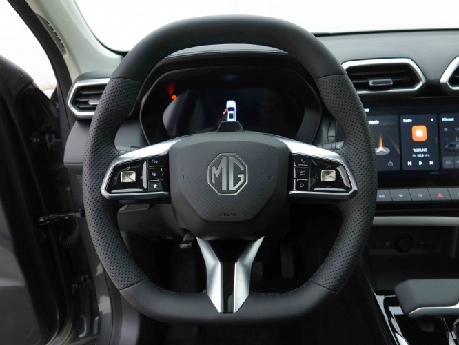 MG_MG_ZS_2654819_8.jpg