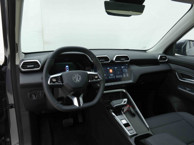 MG_MG_ZS_2654820_7.jpg