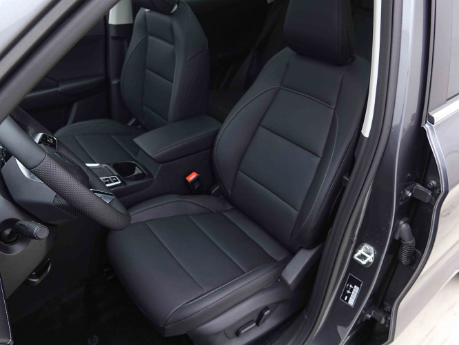 MG_MG_ZS_2655441_6.jpg MG_MG_ZS_2655441_6.jpg