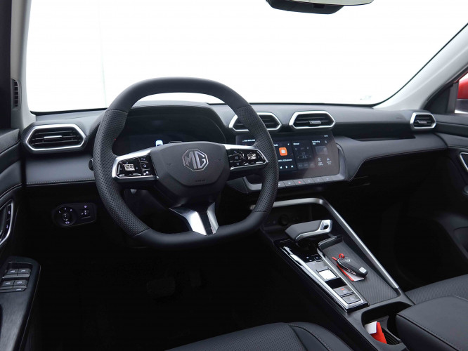 MG_MG_ZS_2655446_7.jpg