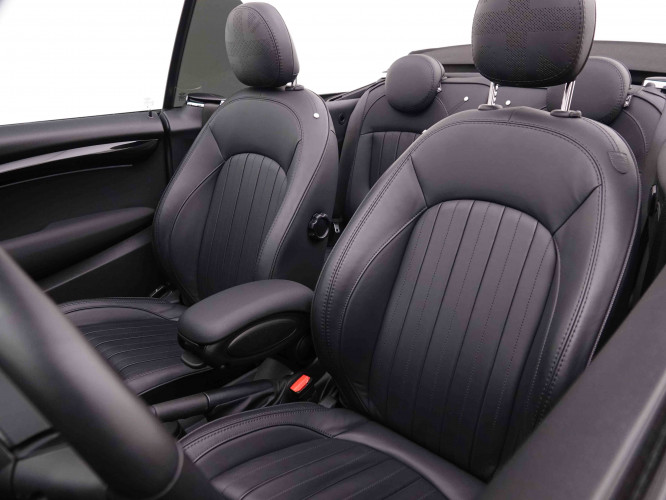 MINI_MINI_COOPERCABR_2548752_11.jpg