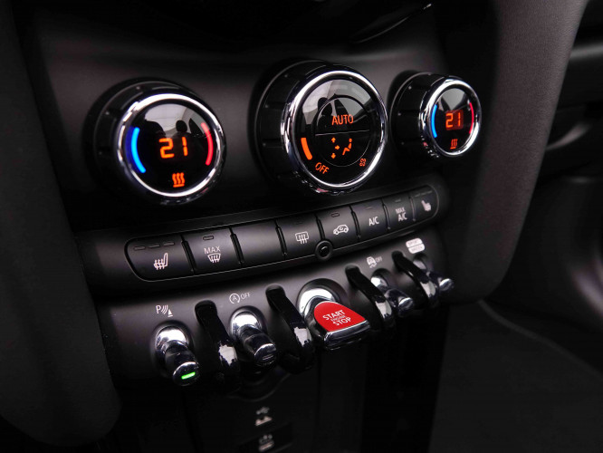 MINI_MINI_COOPERCABR_2548752_18.jpg