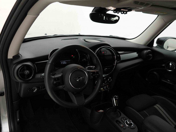 MINI_MINI_COOPERSE_2653689_7.jpg