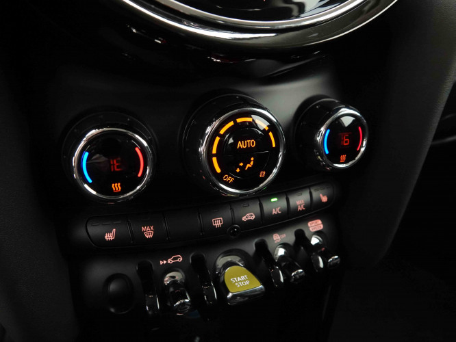 MINI_MINI_COOPERSE_2653690_12.jpg