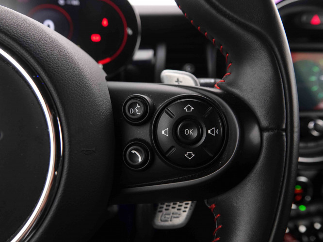 MINI_MINI_COOPER_2550224_19.jpg MINI_MINI_COOPER_2550224_19.jpg