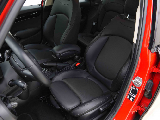 MINI_MINI_COOPER_2654922_6.jpg MINI_MINI_COOPER_2654922_6.jpg