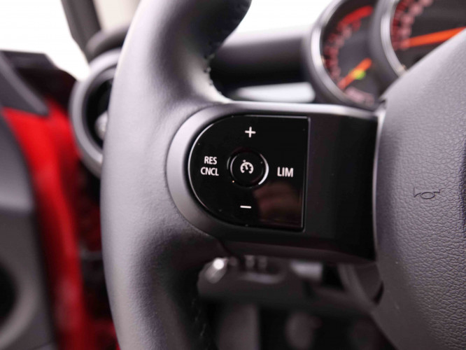 MINI_MINI_ONE_2548779_17.jpg