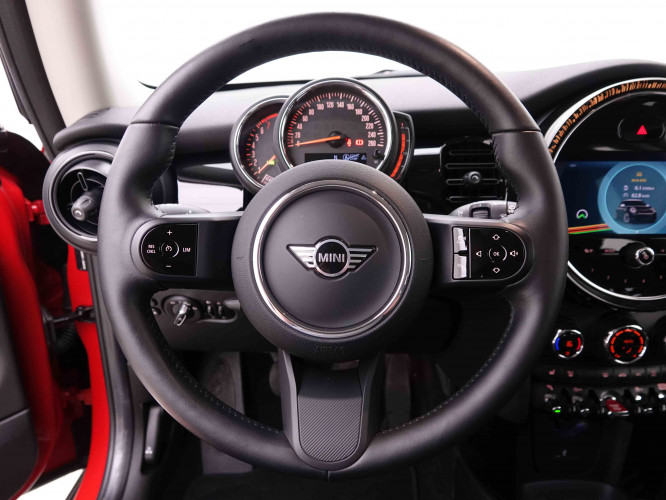 MINI_MINI_ONE_2548779_8.jpg