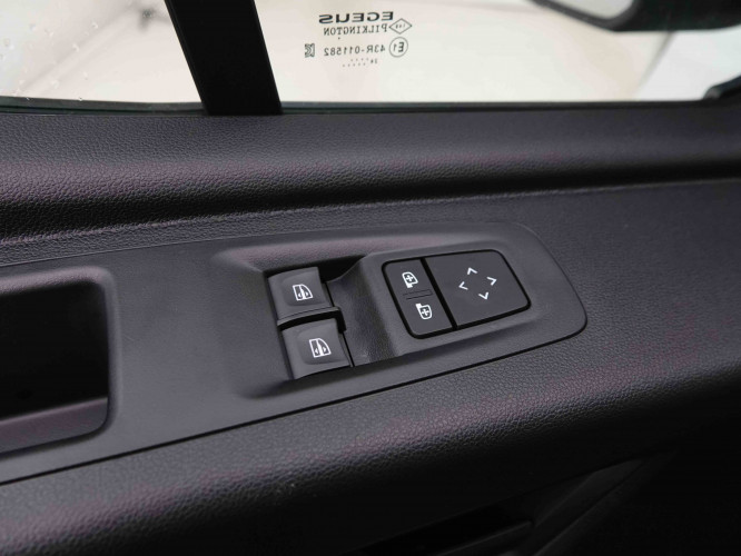 NISSAN_NISSAN_INTERSTAR_2548729_19.jpg