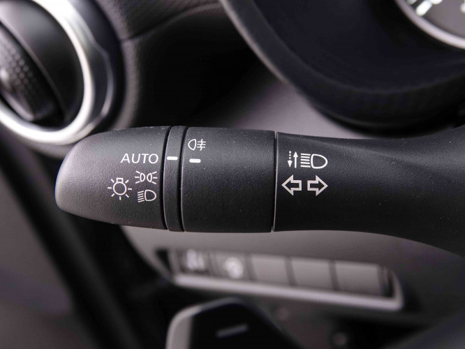 NISSAN_NISSAN_JUKE_2547613_14.jpg