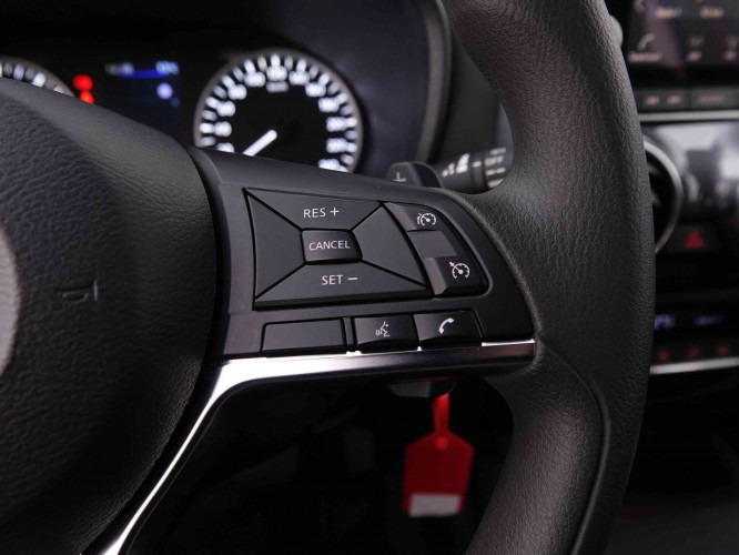 NISSAN_NISSAN_JUKE_2547617_16.jpg