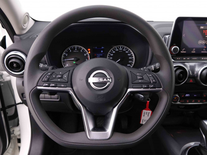 NISSAN_NISSAN_JUKE_2547619_8.jpg