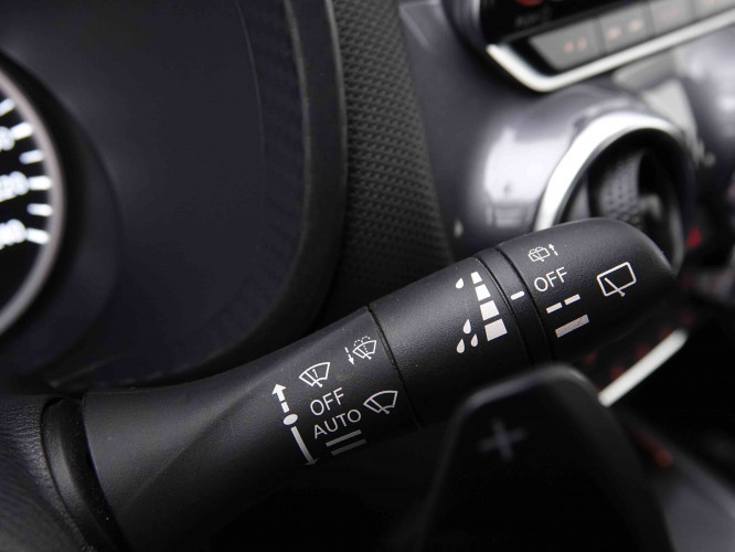 NISSAN_NISSAN_JUKE_2547624_13.jpg