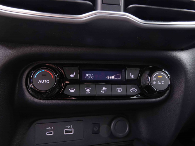NISSAN_NISSAN_JUKE_2548794_13.jpg