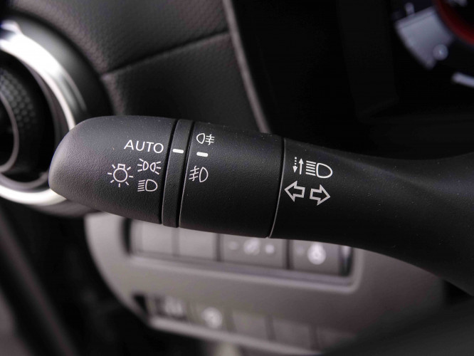 NISSAN_NISSAN_JUKE_2548794_15.jpg