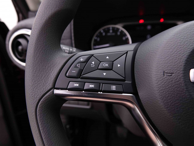 NISSAN_NISSAN_JUKE_2548796_16.jpg