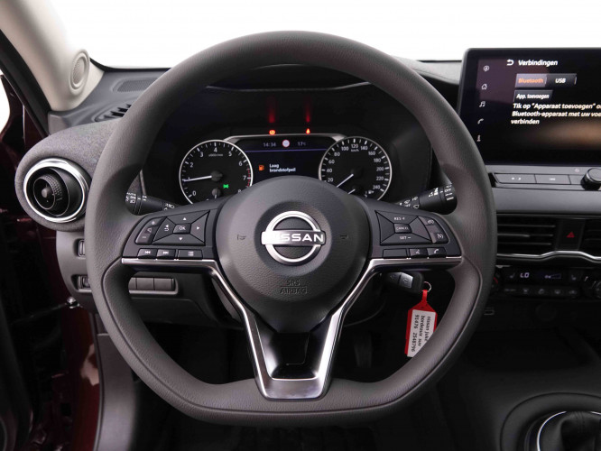 NISSAN_NISSAN_JUKE_2548796_8.jpg