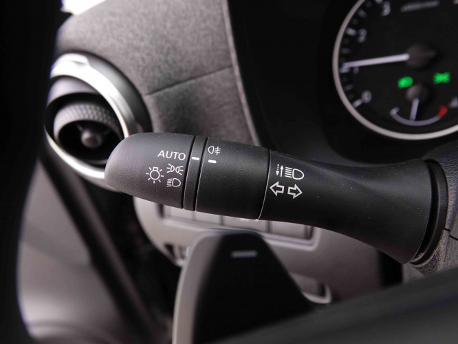 NISSAN_NISSAN_JUKE_2548797_14.jpg