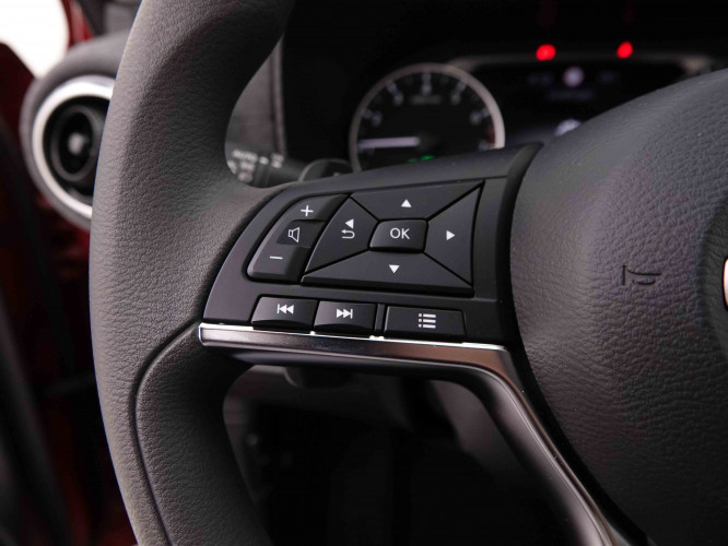 NISSAN_NISSAN_JUKE_2548798_16.jpg