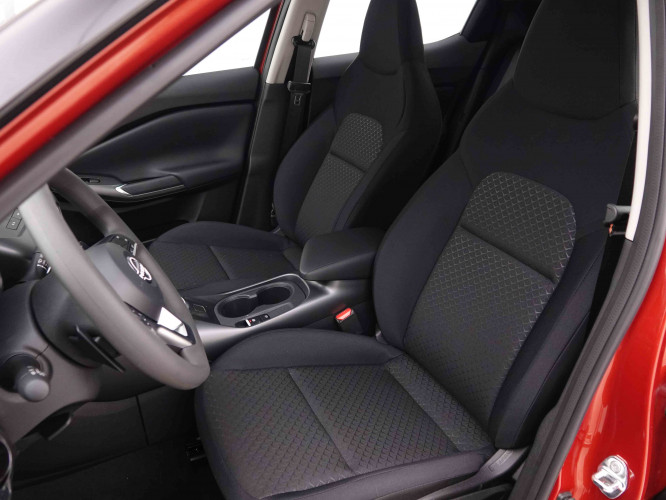 NISSAN_NISSAN_JUKE_2548798_6.jpg