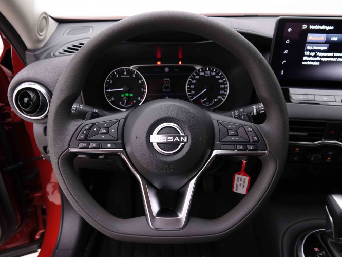 NISSAN_NISSAN_JUKE_2548798_8.jpg