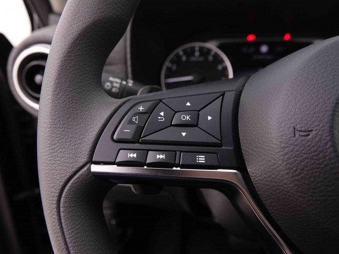 NISSAN_NISSAN_JUKE_2548800_16.jpg