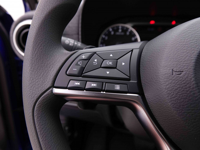 NISSAN_NISSAN_JUKE_2549295_14.jpg