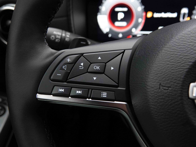 NISSAN_NISSAN_JUKE_2653030_16.jpg