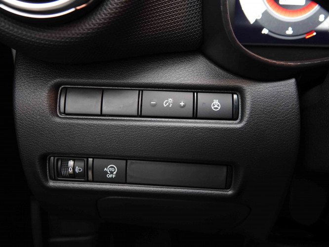 NISSAN_NISSAN_JUKE_2653030_19.jpg