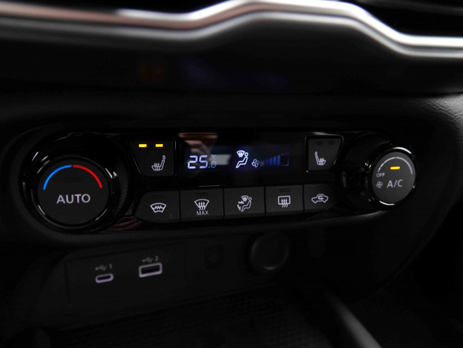 NISSAN_NISSAN_JUKE_2653032_12.jpg